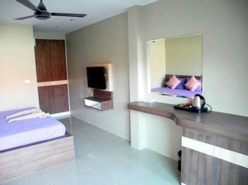 Bee Orchid Pool Villa Pattaya Buitenkant foto